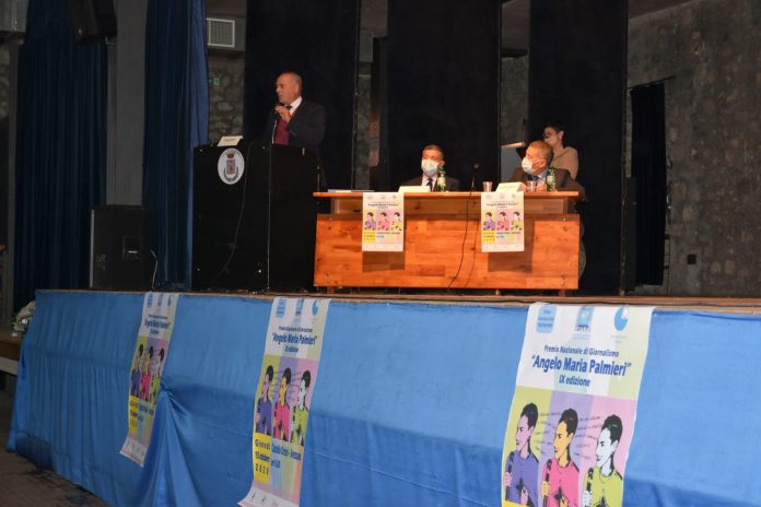 Foto Palco IXIMG-20201016-WA0006